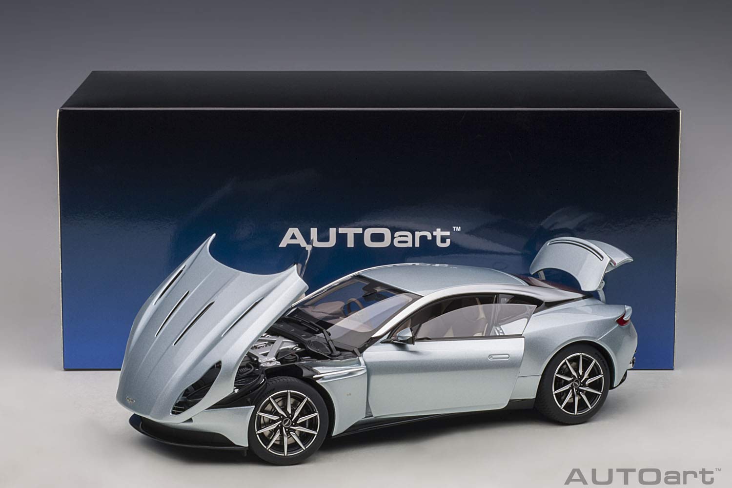 Amazon | AUTOart 1/18 アストンマーチン DB11 メタリック シルバー